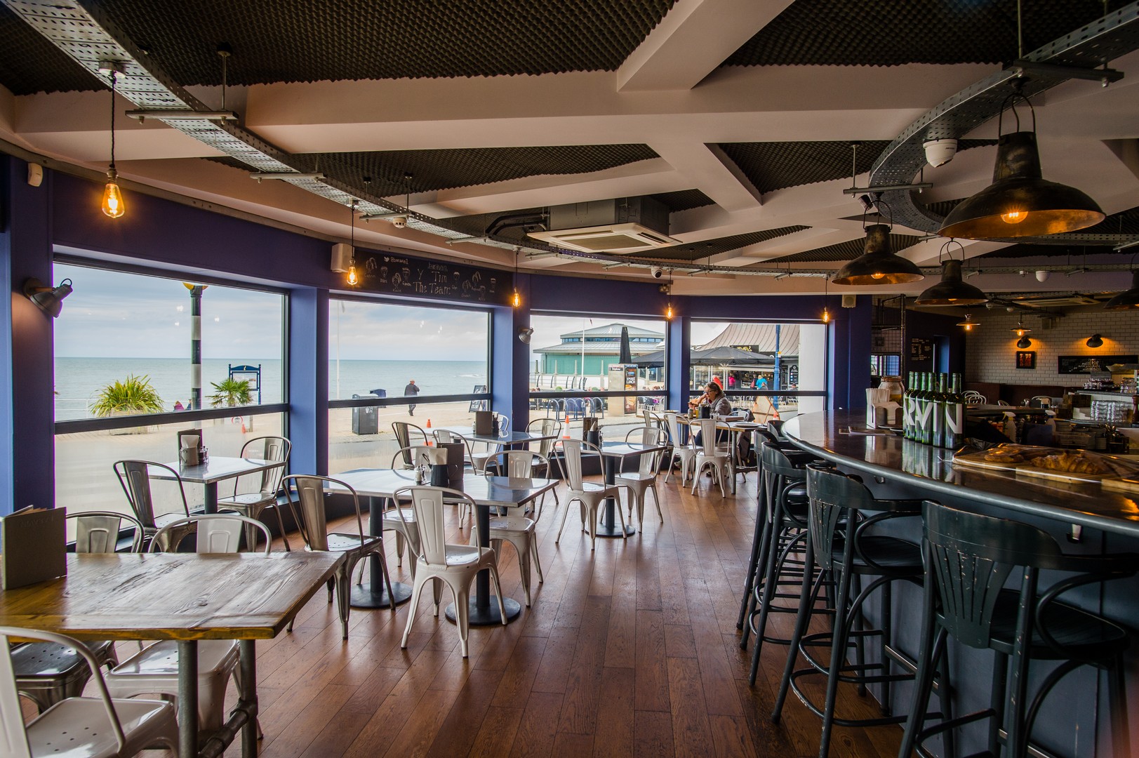 Restaurant in Aberystwyth Cocktails & Wine Bar Aberystwyth